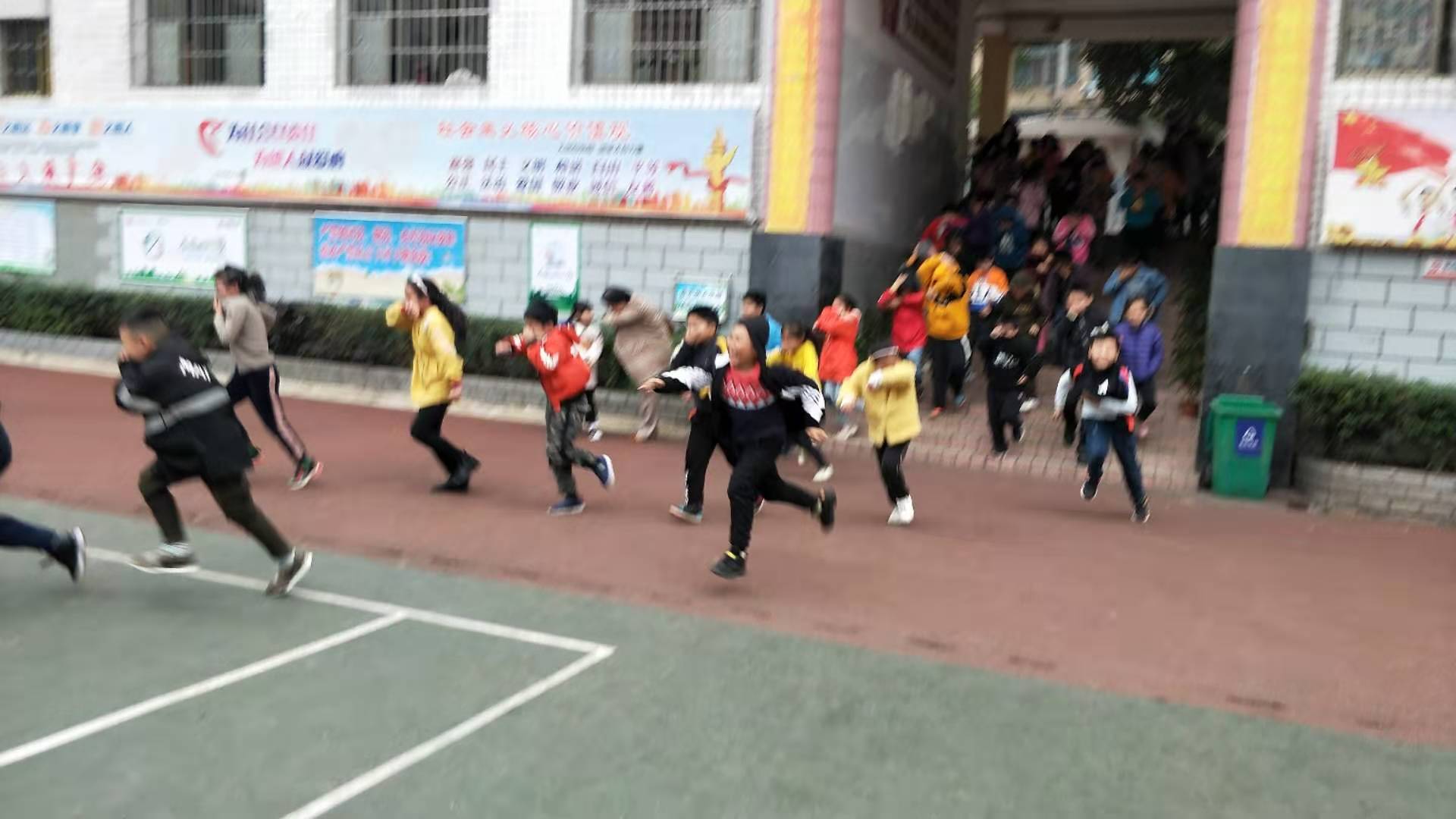 大祥区开展校园人防应急疏散演练活动(图2)